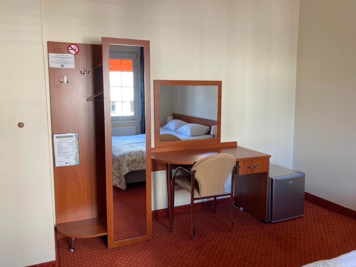 Hotel Gryf Kościerzyna Eksteriør bilde
