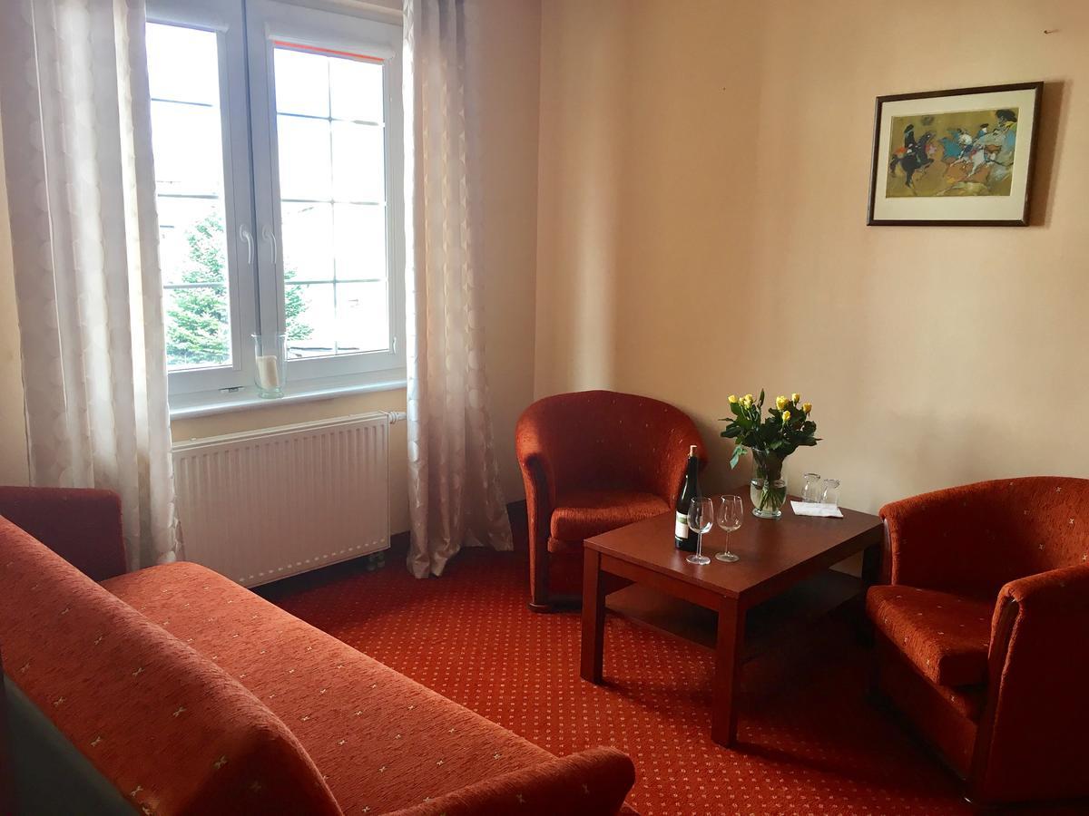 Hotel Gryf Kościerzyna Eksteriør bilde